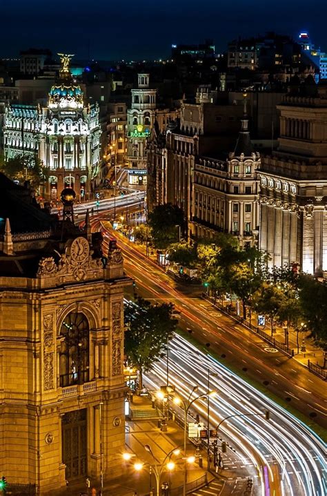 Madrid at night, Spain | Spain aesthetic, Madrid spain aesthetic, Madrid city