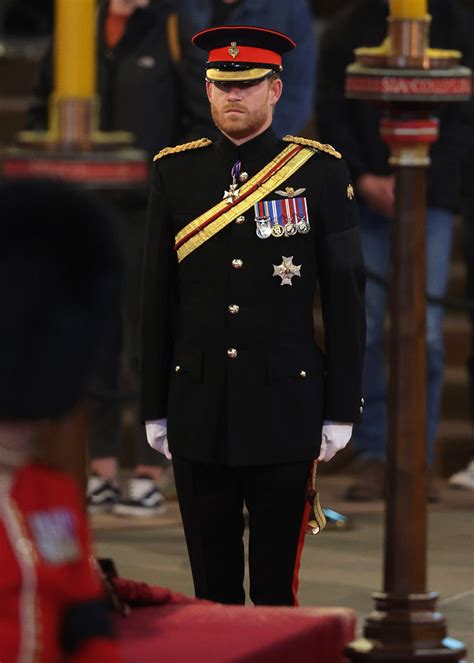 Prince Harry Wears Military Uniform at Queen's Vigil: Photos | Us Weekly