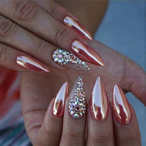 Manicure Monday: Chrome Nails - Free To Be Bri | Metallic nails design, Rose gold nails ...