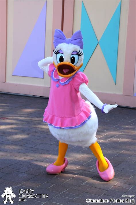 Daisy Duck on EveryCharacter.com