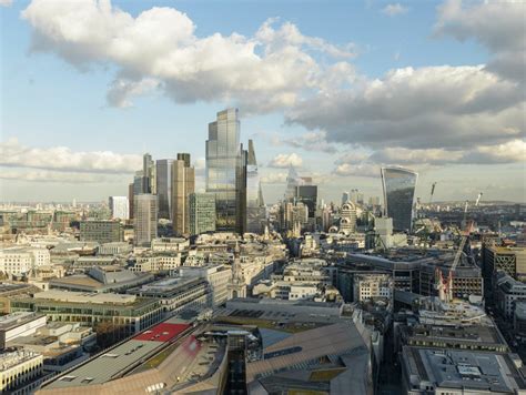 A Futuristic Rendering of London's Skyline If All Its Planned Towers ...