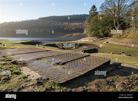 Derwent village ladybower hi-res stock photography and images - Alamy