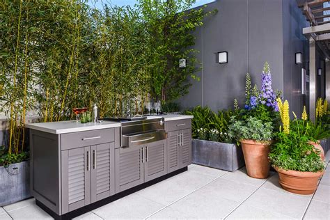 Benefits of Stainless Steel Outdoor Kitchen Cabinets