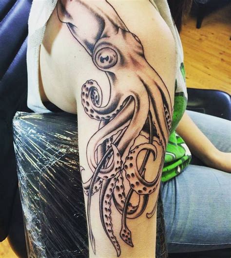 Squid tattoo | Squid tattoo, Armor tattoo, Tattoos