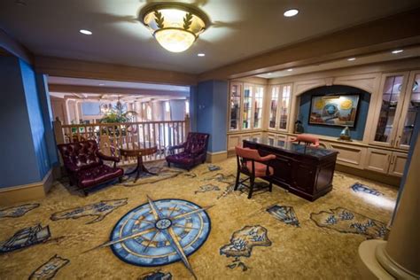 Photos: Inside New Rooms at Yacht Club - Disney Tourist Blog