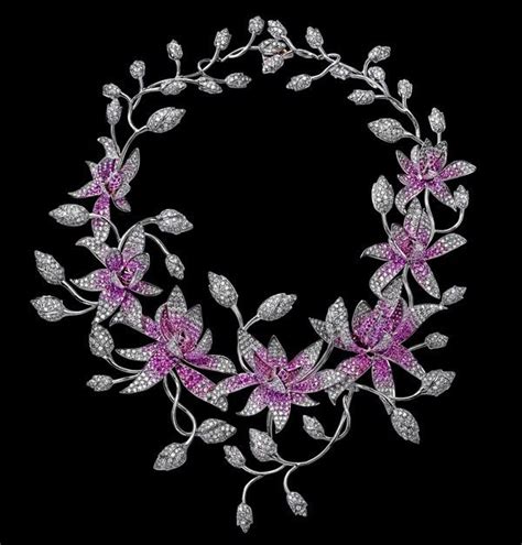 Lord of the Rings Fashion | Floral jewellery, Jewelry design, Jewelery