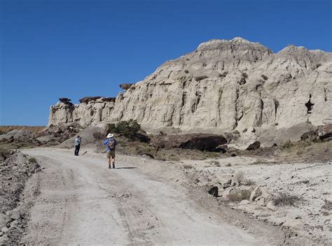 Lybrook Badlands Walkabout - 05/13/2018 - Hiking in New MexicoHiking in ...