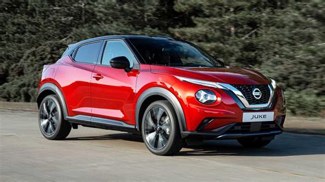 Novo Nissan Juke 2020 mantém design ousado e fica mais esportivo