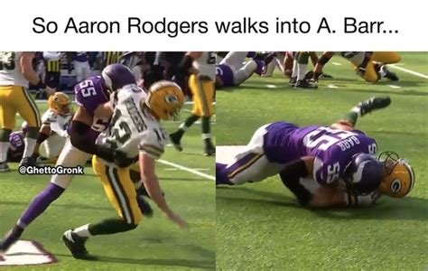 Top 10 Funny Aaron Rodgers Injury Memes - Hurt, Broken Collarbone