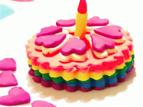 Play Doh Rainbow Cake! Playdough Video for Kids - Montaña de Pasteles Torta de Cumpleaños