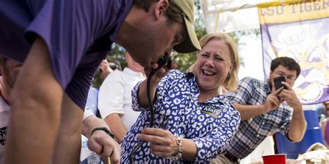 Mary Landrieu Helps A Man Do A Keg Stand At LSU Tailgate | HuffPost