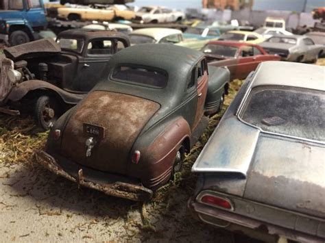 Model Car Junkyard Diorama ⋆ 125scale