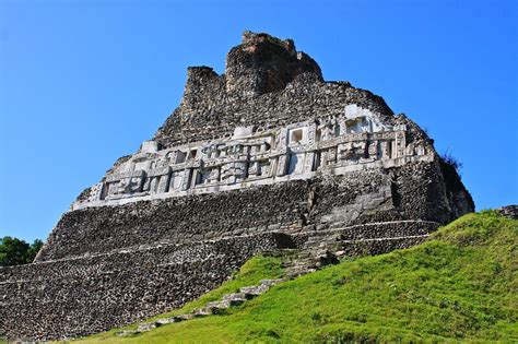 Xunantunich Mayan Ruins - Sunbreeze Hotel