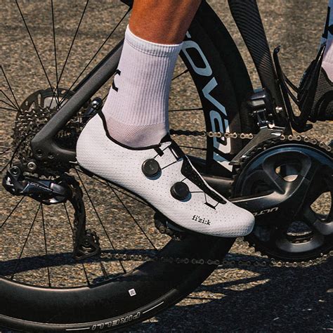 Fizik Vento Stabilita Carbon Road Cycling Shoes | Merlin Cycles