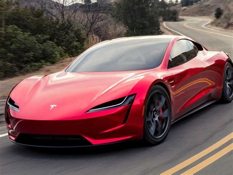 Elektrikli Araç Piyasasında Rekabet: Tesla, Mercedes, BMW Karşılaştırması 2024 - Bilge Rakun