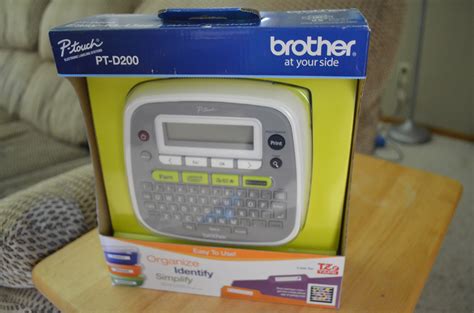 Brother P-Touch D200 Label Maker Review - Surviving A Teacher's Salary