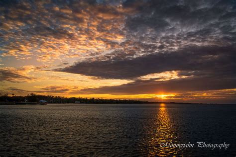 Sunrise on the lake | Smithsonian Photo Contest | Smithsonian Magazine