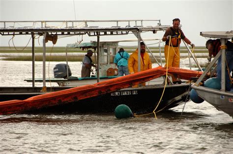 DVIDS - Images - Deepwater Horizon oil spill cleanup