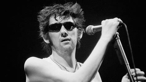 Pogues frontman Shane McGowan has died aged 65 - EODBA