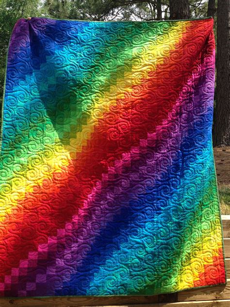 Rainbow bargello quilt made with 2 Kona cotton jelly rolls | Bargello quilt patterns, Quilts ...