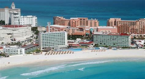 Krystal Cancun