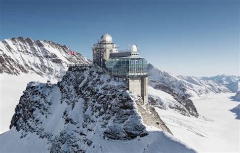 Jungfrau Railway: Guide to Switzerland's Scenic Jungfrau Train