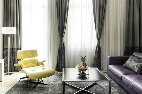 Color Schemes for Living Room Curtain Ideas