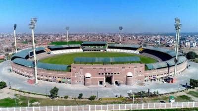 MWMC begins decorating Multan cricket stadium