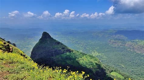 A Visit To Tiger Point Lonavala | Tiger Point in Monsoon