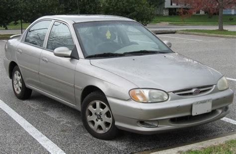 2001 Kia Sephia - Information and photos - MOMENTcar