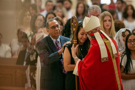 The grace of going through confirmation in college | America Magazine