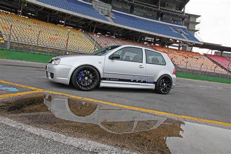 HPerformance Transforms A Golf 4 R32 Into A Serious Powerhouse | Carscoops