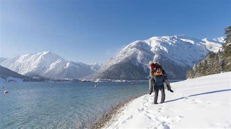 Auf ins Hotel Sonnalp zum Winterwandern am Achensee