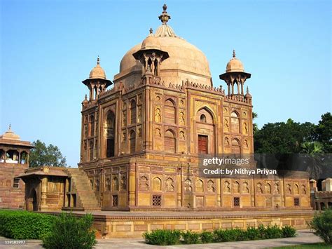 Allahabad Fort High-Res Stock Photo - Getty Images