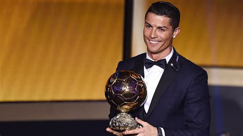 Cristiano Ronaldo wins Ballon d'Or for second straight year - ESPN FC