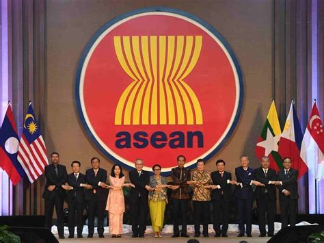 Peran Indonesia dalam Pendirian ASEAN serta Dampaknya di Bidang Politik dan Ekonomi Global ...