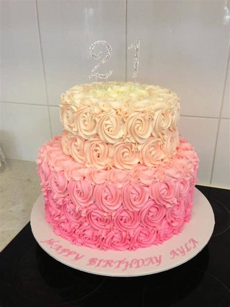 47 best 50th Birthday Cakes images on Pinterest | Anniversary cakes ...