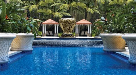 Luxury Hotel Pools & Cabanas For A Perfect Pool Holiday | Wynn Macau ...