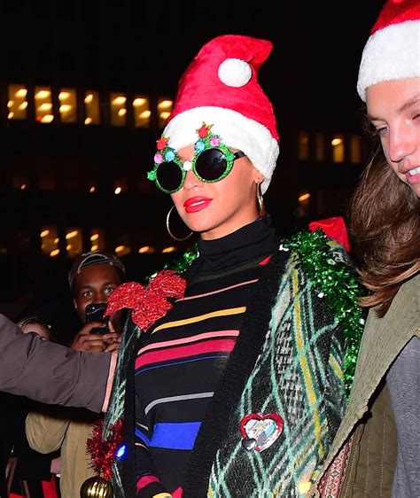 Beyoncé steps out in a Christmas outfit in NYC|Lainey Gossip Entertainment Update