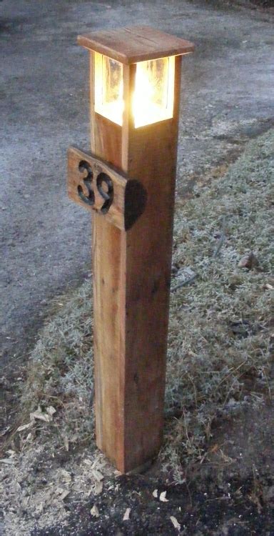 How to make a bollard garden light from pallet wood and a mason jar ...