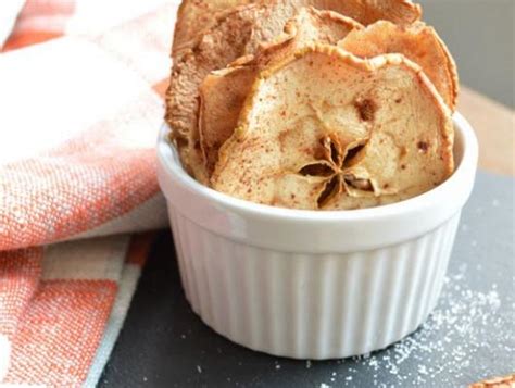 Foodista | Recipes, Cooking Tips, and Food News | Cinnamon sweet apple crisps