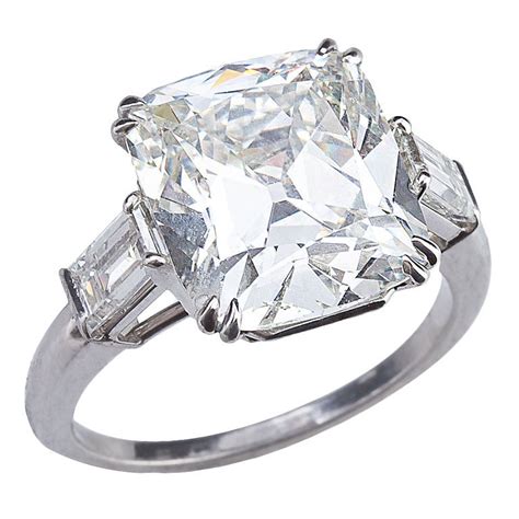 Cushion Cut Diamond: Cushion Cut Diamond Solitaire Rings