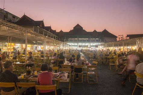 THAILAND CHIANG RAI NIGHT BAZAAR MARKET Editorial Photo - Image of southeastasia, asia: 184596826