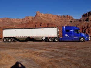 Cedric Brantly: Hopper truck at Moab Salt Mines Moab Utah!! | H&M Trucking