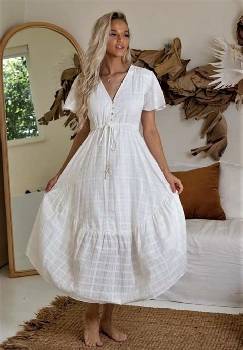 white maxi | Dresses Images 2022