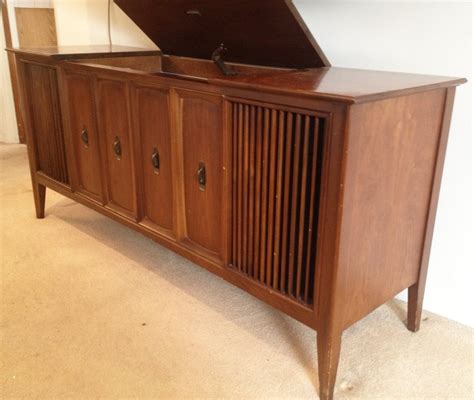 Mid Century Modern Stereo Console / iPod stereo/ Mid Century stereo ...