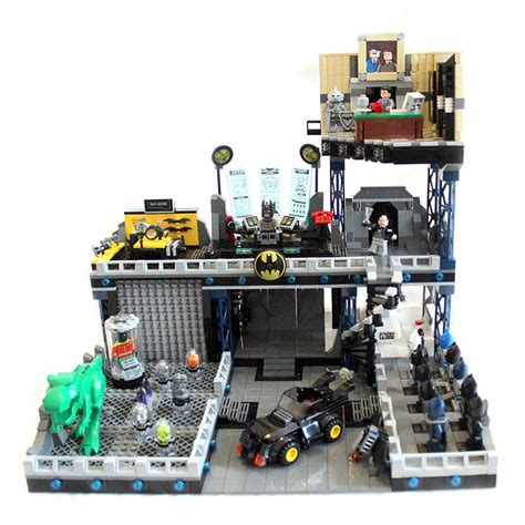 [MOC] BatCave by LeaG - LEGO Licensed | Batman lego sets, Lego batman, Lego