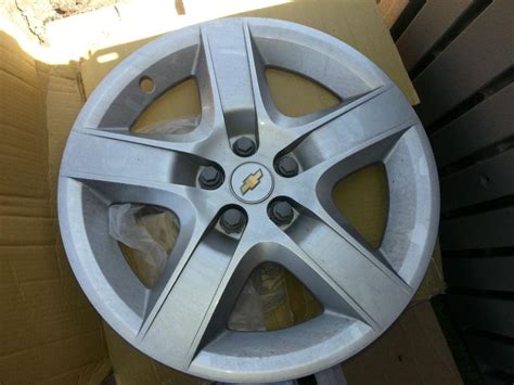 Sell 2010 CHEVY MALIBU WHEEL COVERS - STOCK OEM CHEVY WHEEL COVERS-HUB CAPS-LIKE NEW in Brighton ...