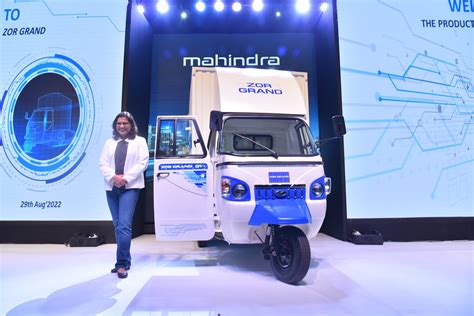 Mahindra Zor Grand Electric Three Wheeler Launched!