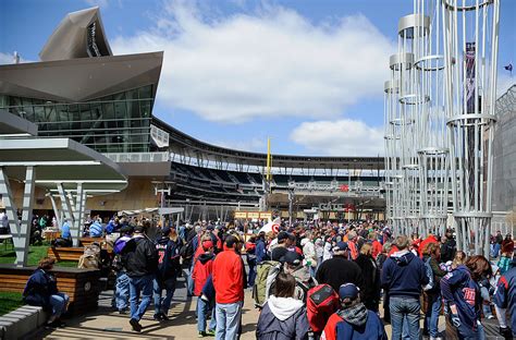 Minnesota Twins Unveil Several New Food Items at Target Field